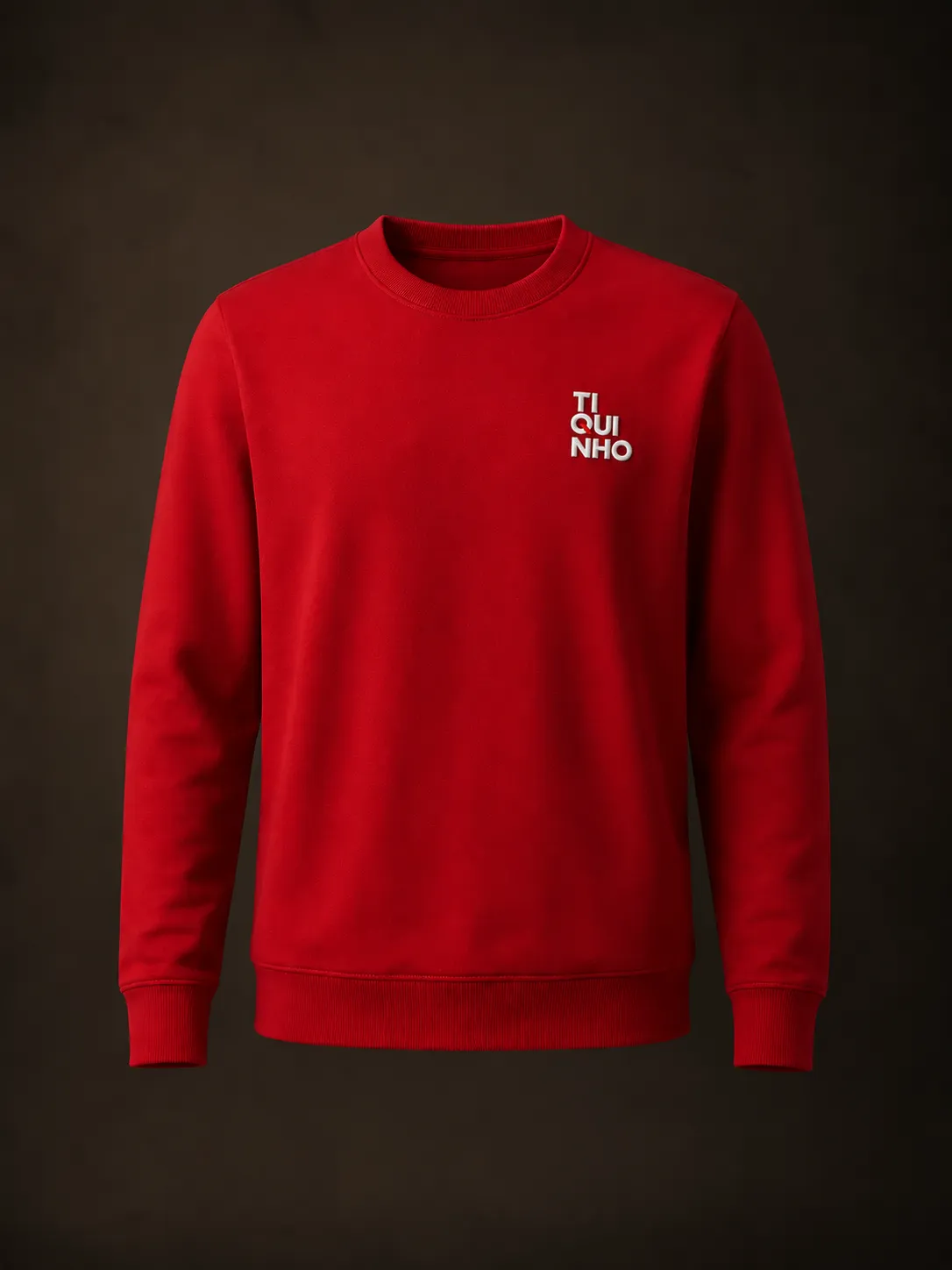 Moletom corporativo vermelho Tiquinho isolado